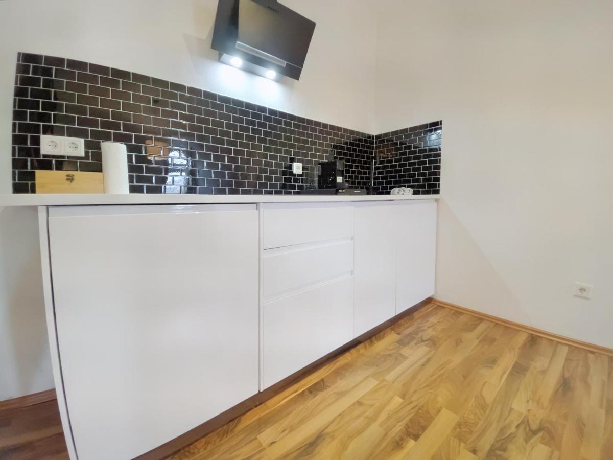 Milpau Recklinghausen1 - Modernes Und Zentrales Premium-Apartment Mit Queensize-Bett, Netflix, Nespresso, Smart-Tv Und Privatparkplatz מראה חיצוני תמונה